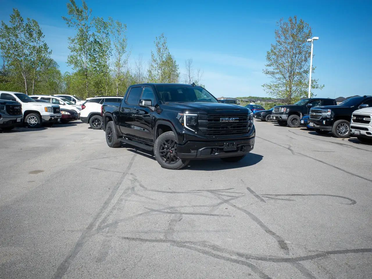 GMC Sierra 1500 снимка GMC Sierra 1500