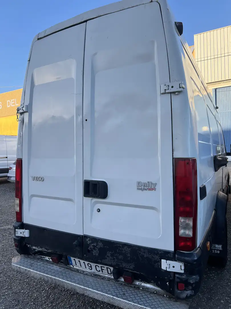 Iveco Daily 65C15 Білий - 2
