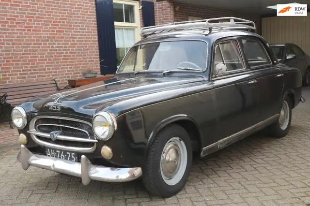 Peugeot 403