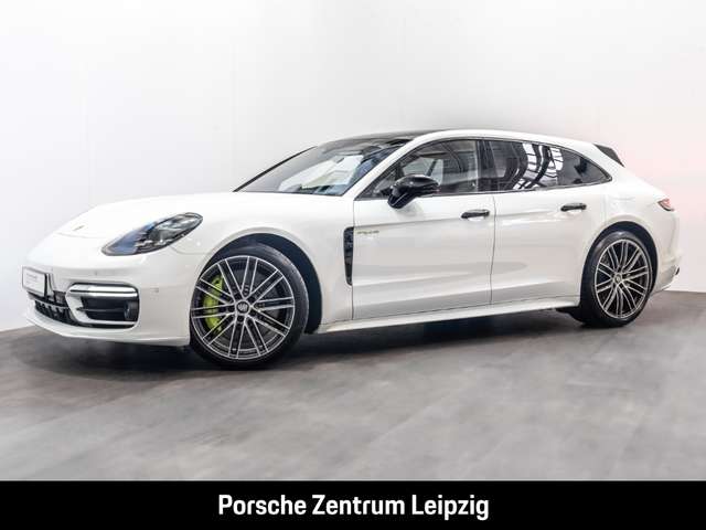 Imagine Porsche Panamera 4S E-Hybrid Sport Turismo HA-Lenkung HUD