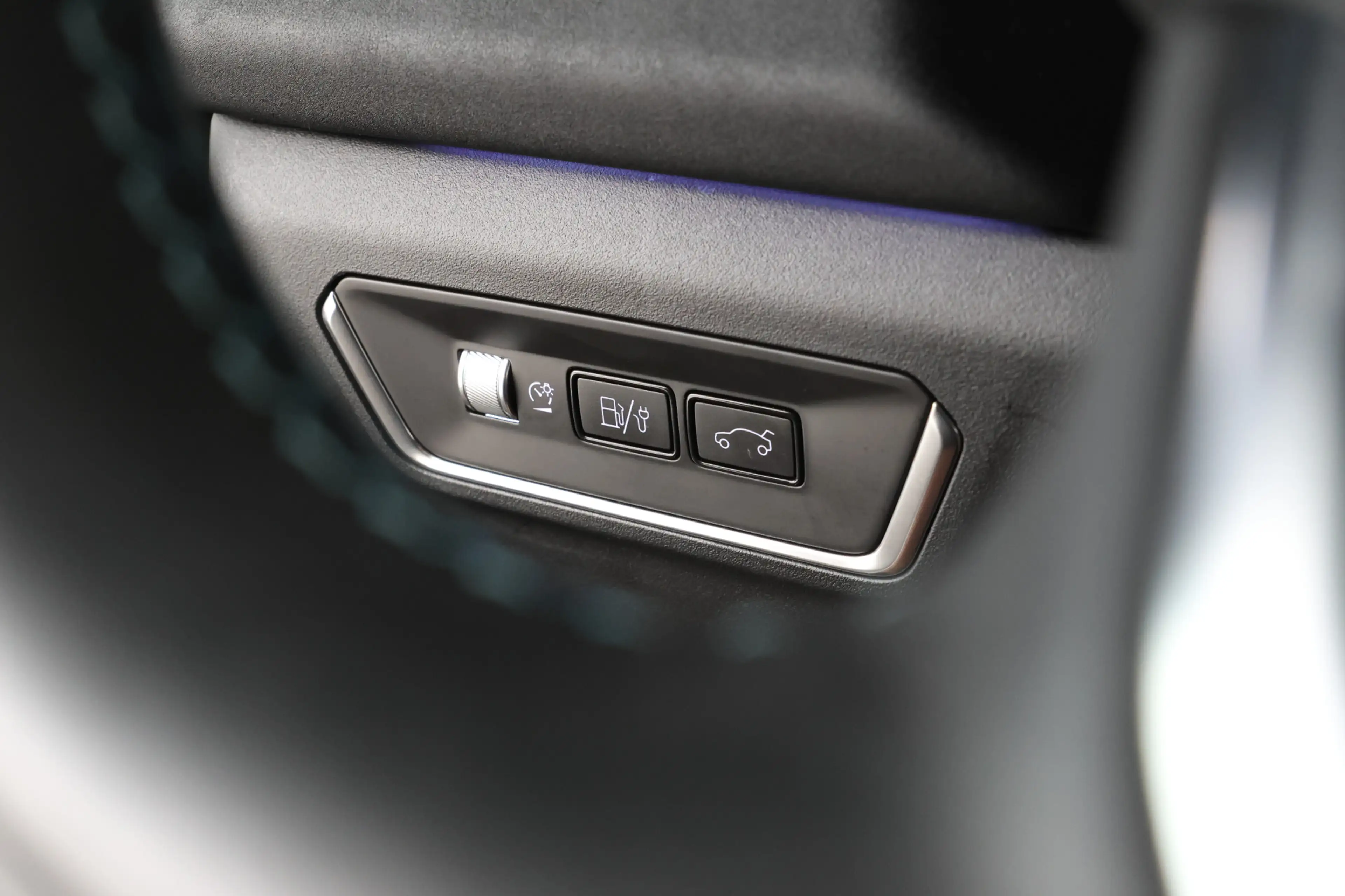 Lynk & Co 01 1.5 Full black, Panorama, Applecarplay — photo 40