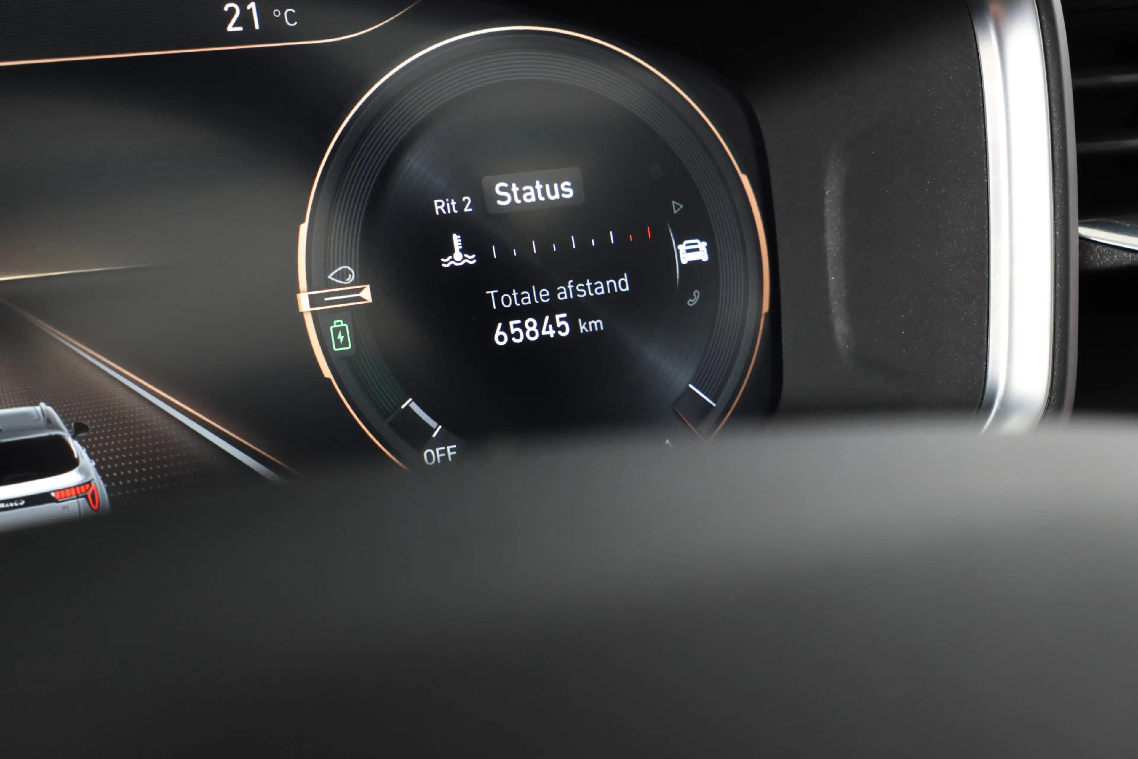 Lynk & Co 01 1.5 Full black, Panorama, Applecarplay — photo 39