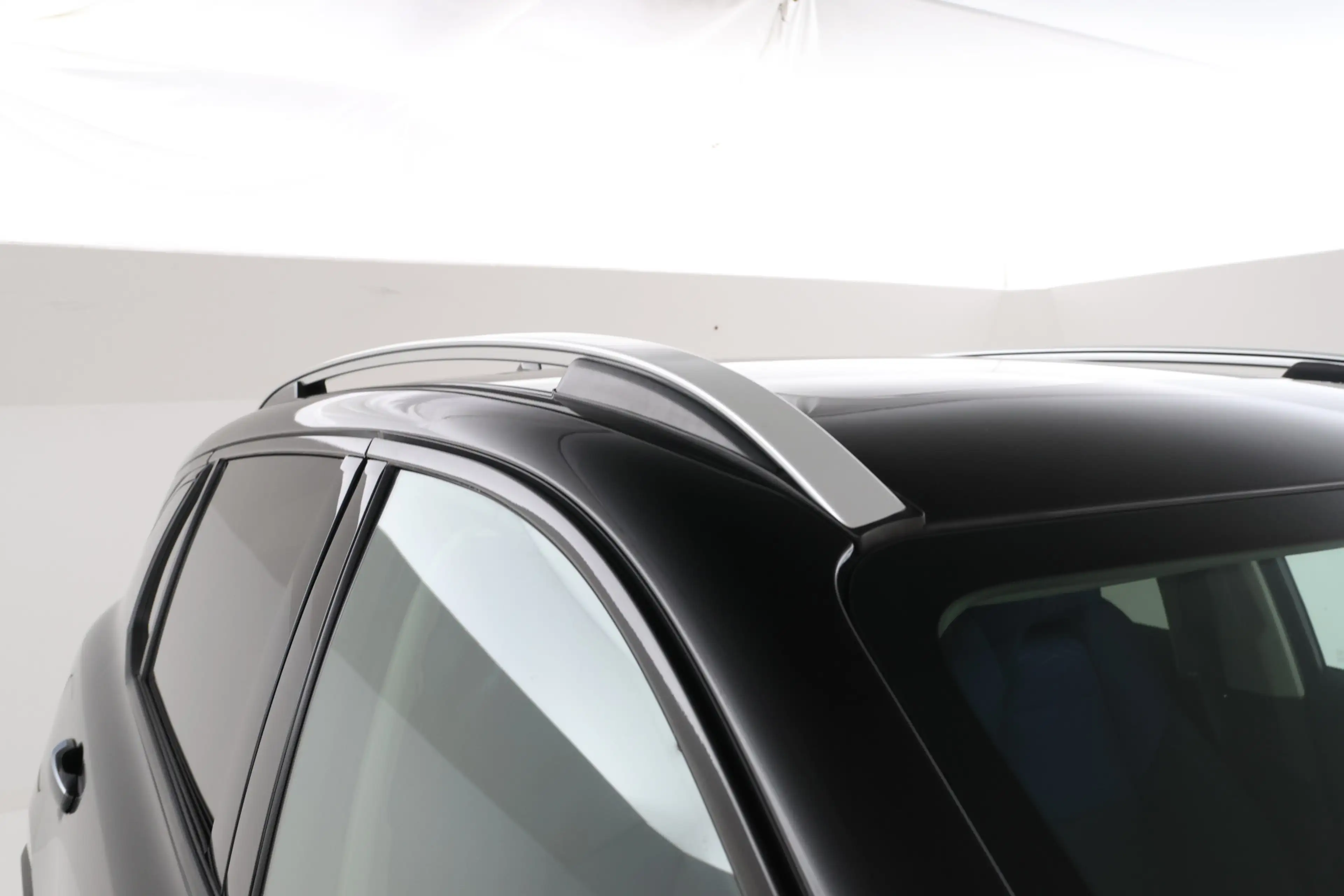 Lynk & Co 01 1.5 Full black, Panorama, Applecarplay — photo 12