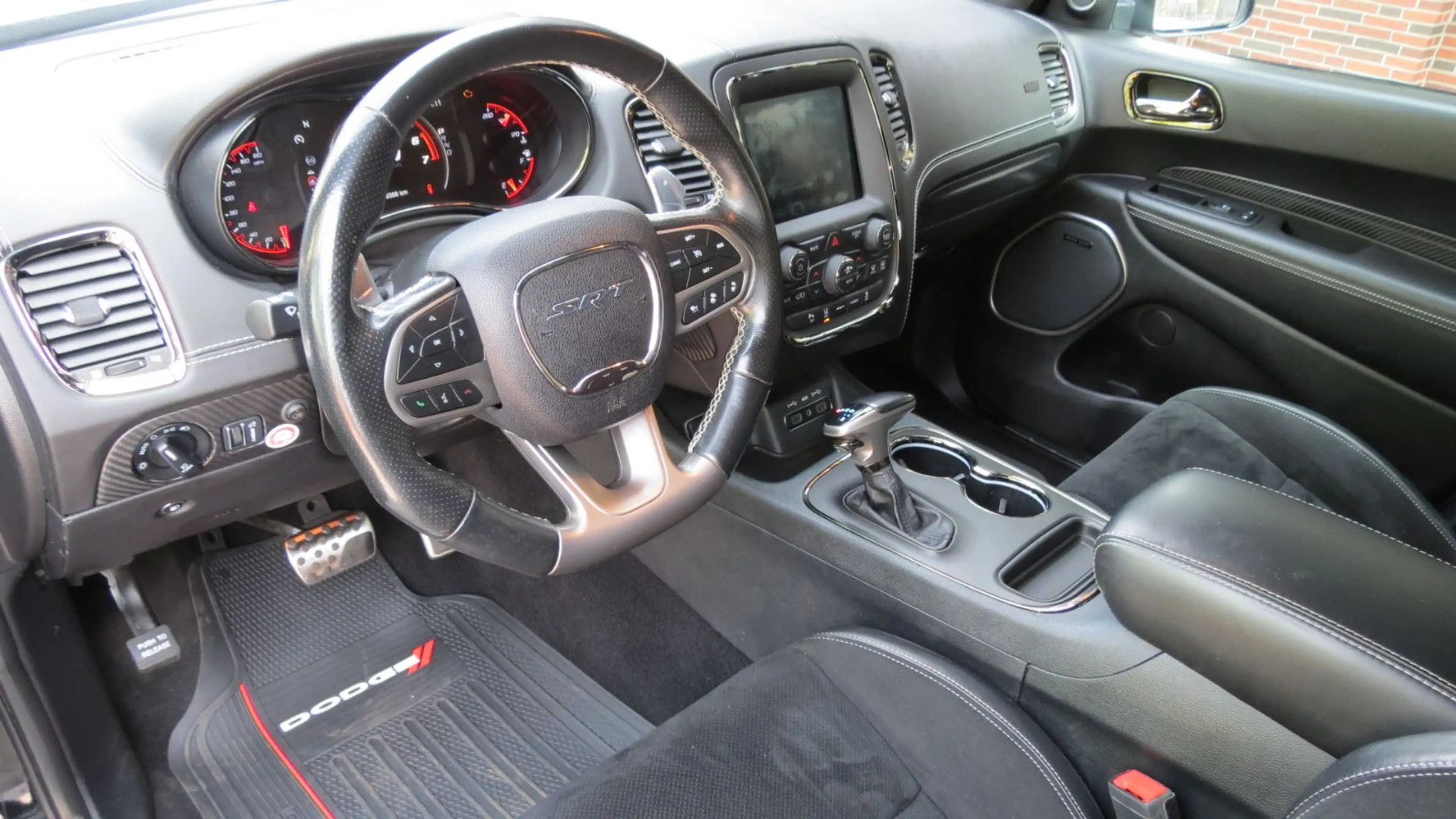 Dodge Durango 6,4 SRT-6 SITZER/BREMBO/HARMAN/KARDON/ — photo 12