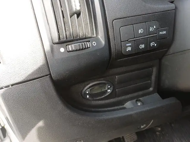 Peugeot Boxer view 5