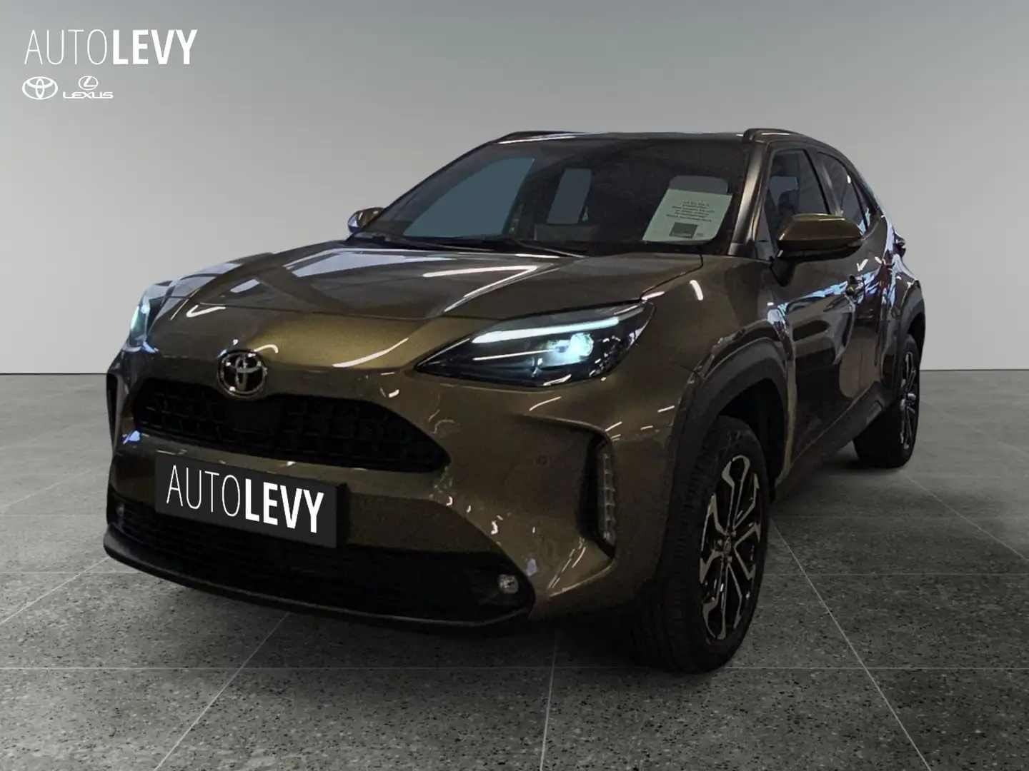 Toyota Yaris Cross 1.5 Benzin Navi+CarPlay+SitzHeiz+PDC+ Brązowy - 2