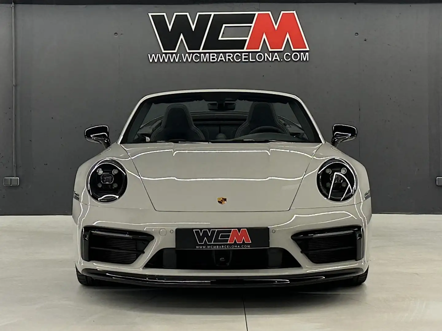 Porsche 992 Carrera 4 GTS Cabriolet PDK Grijs - 2