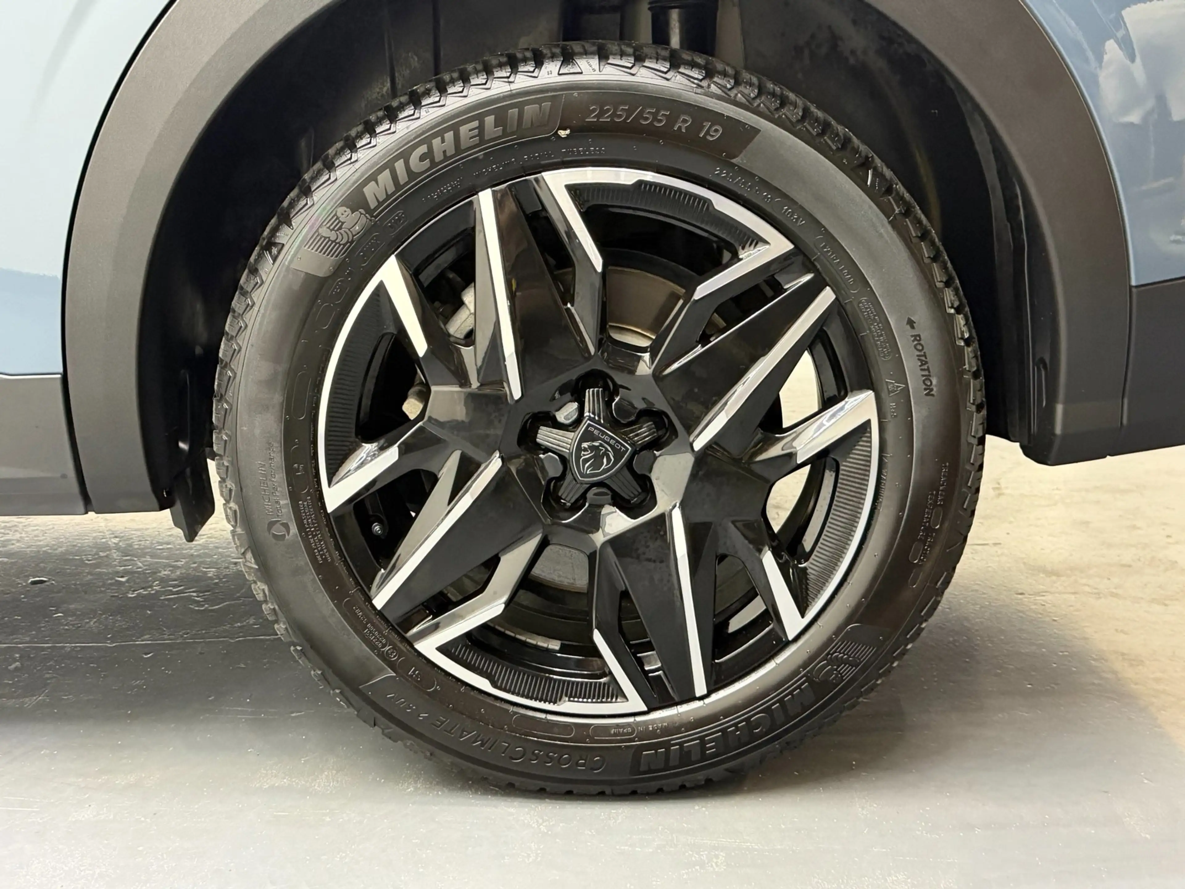 Peugeot 5008 1.2 Hybrid 145 GT 7p - (360) Camera - ACC - Elek. — photo 8