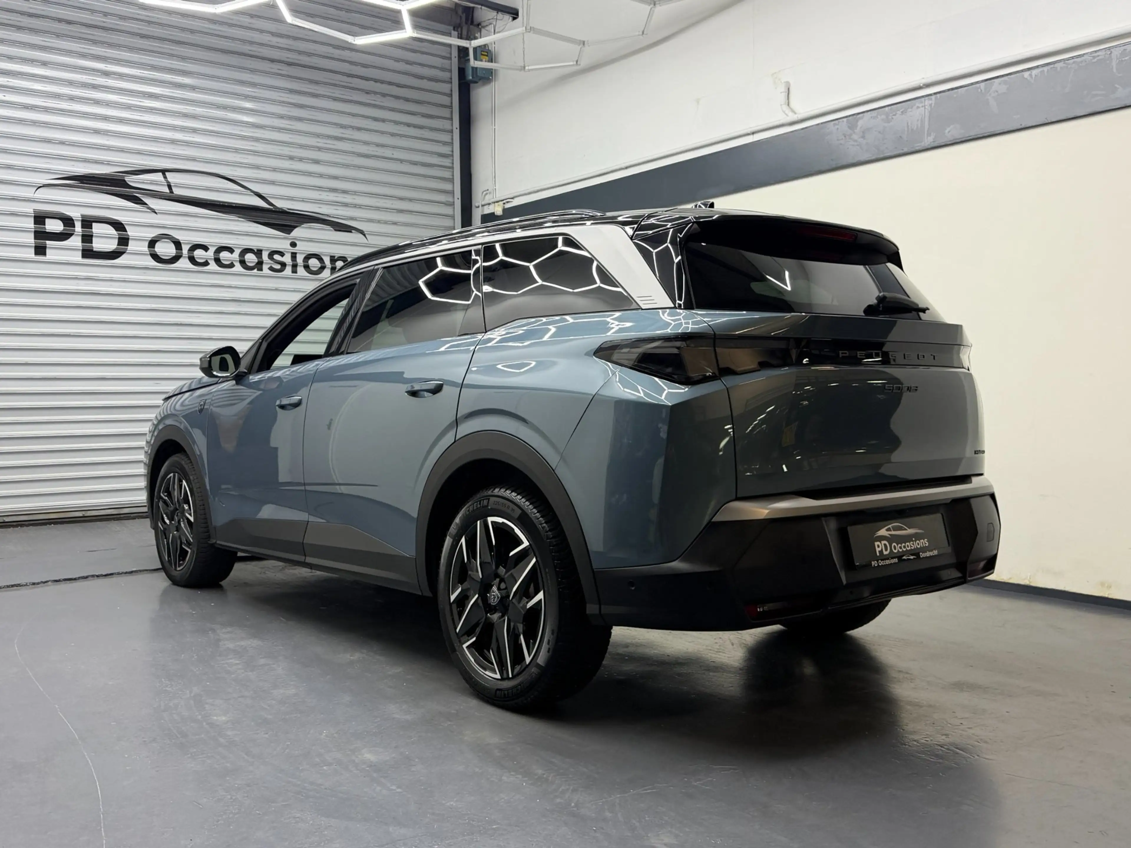 Peugeot 5008 1.2 Hybrid 145 GT 7p - (360) Camera - ACC - Elek. — photo 3