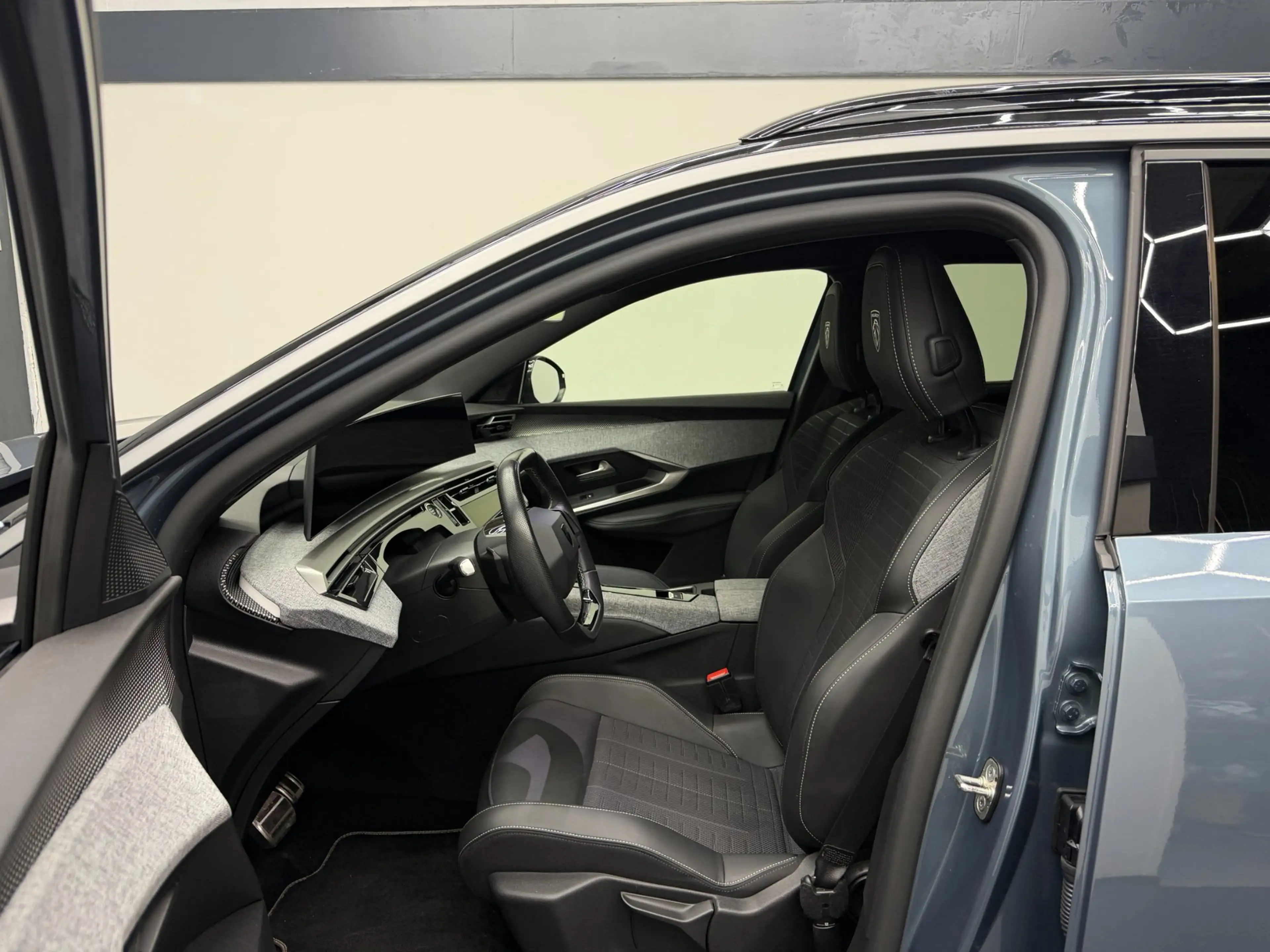 Peugeot 5008 1.2 Hybrid 145 GT 7p - (360) Camera - ACC - Elek. — photo 10