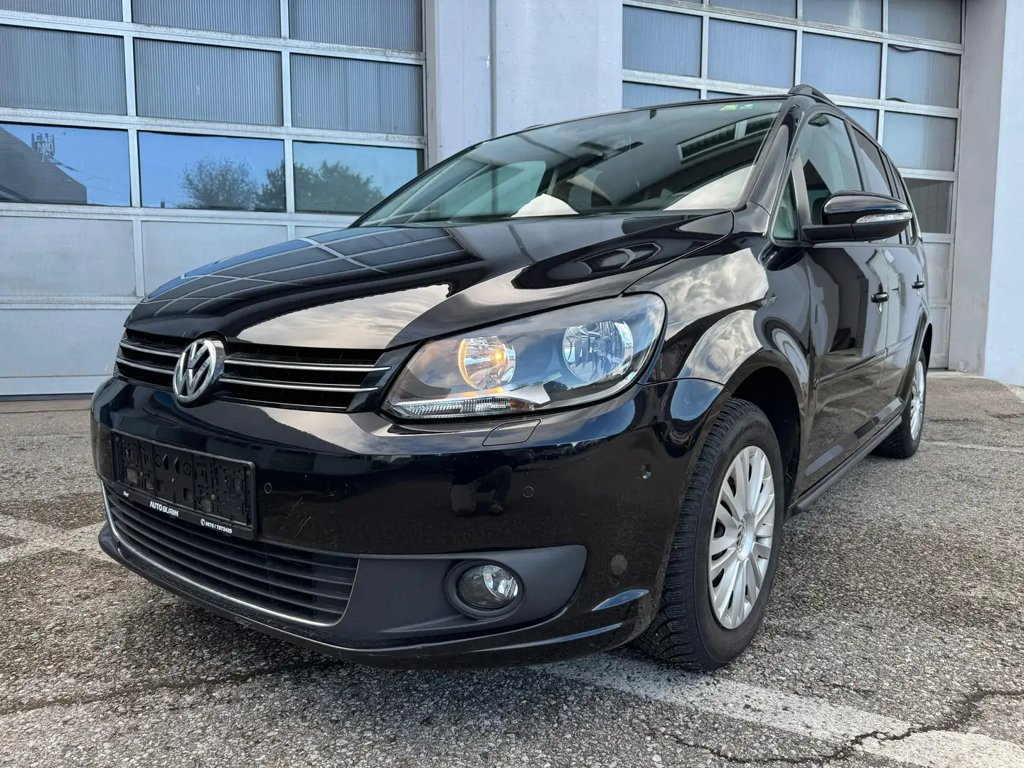 Volkswagen Touran TDI Comfortline ÖAMTC PICKERL:07/2027 Schwarz - 2