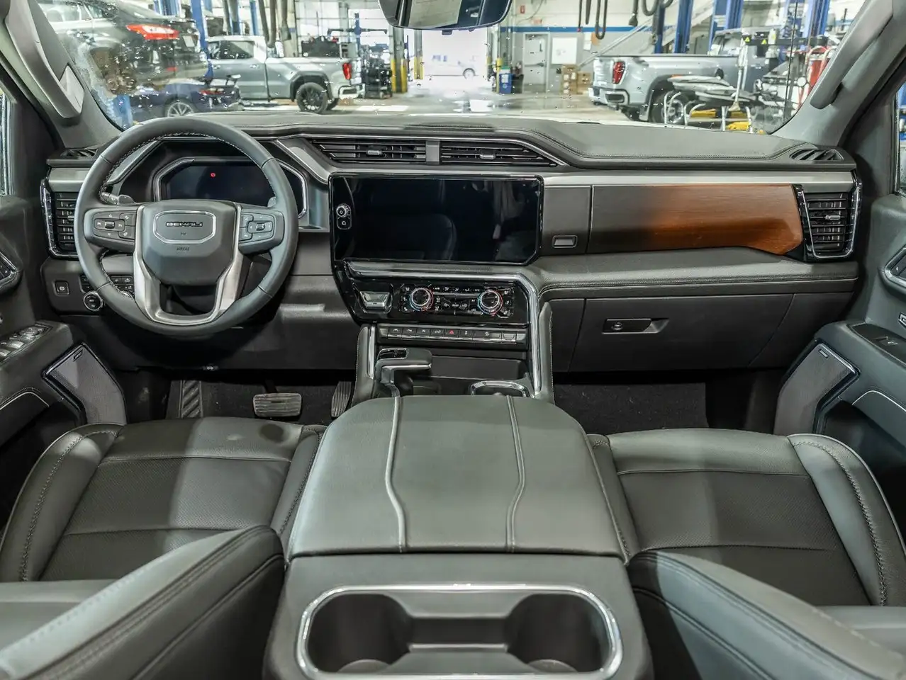 GMC Sierra 1500 снимка GMC Sierra 1500