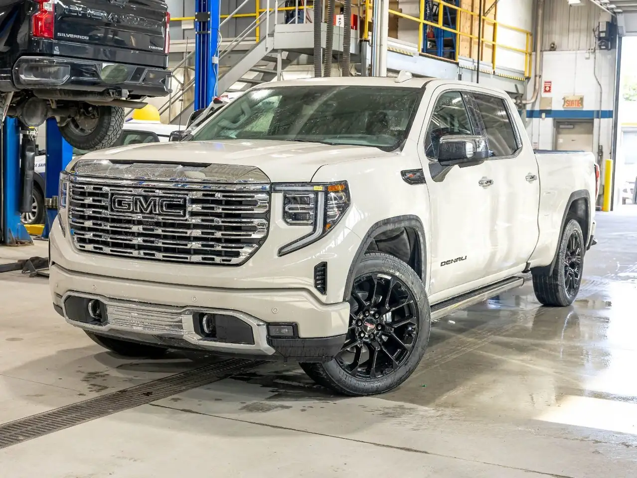 GMC Sierra 1500 снимка GMC Sierra 1500
