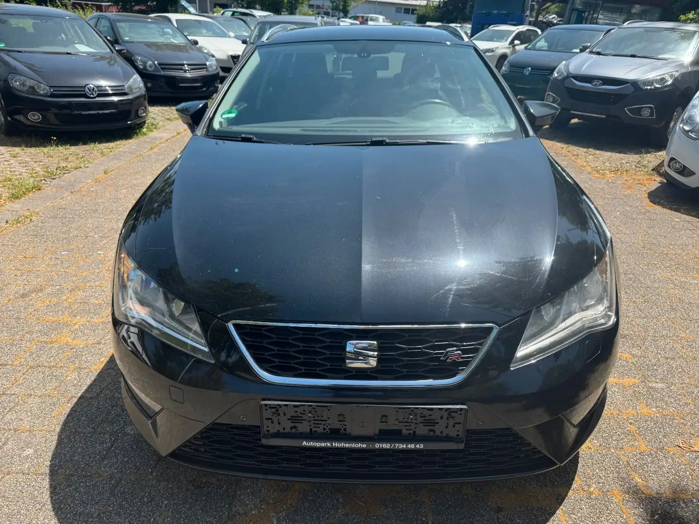 SEAT Leon ST 2.0 TDI FR *NAVI*SHZ*MFL*PDC*TEMPO*EURO6 Noir - 2