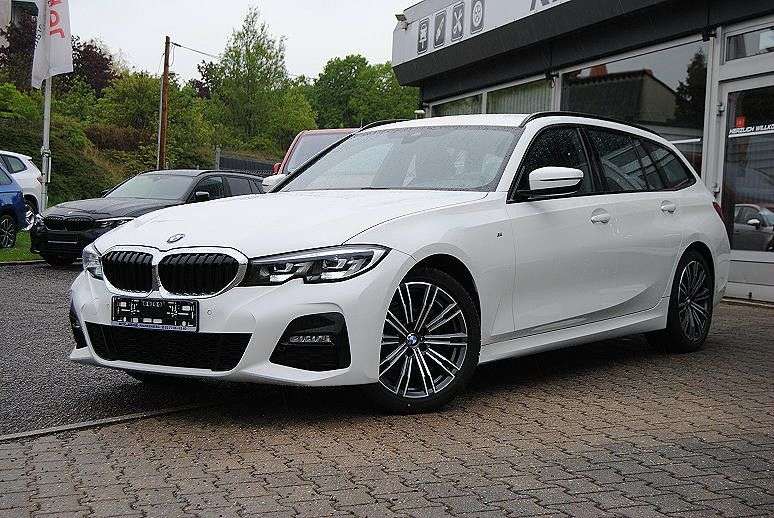 Second hand Bmw 3 Series 