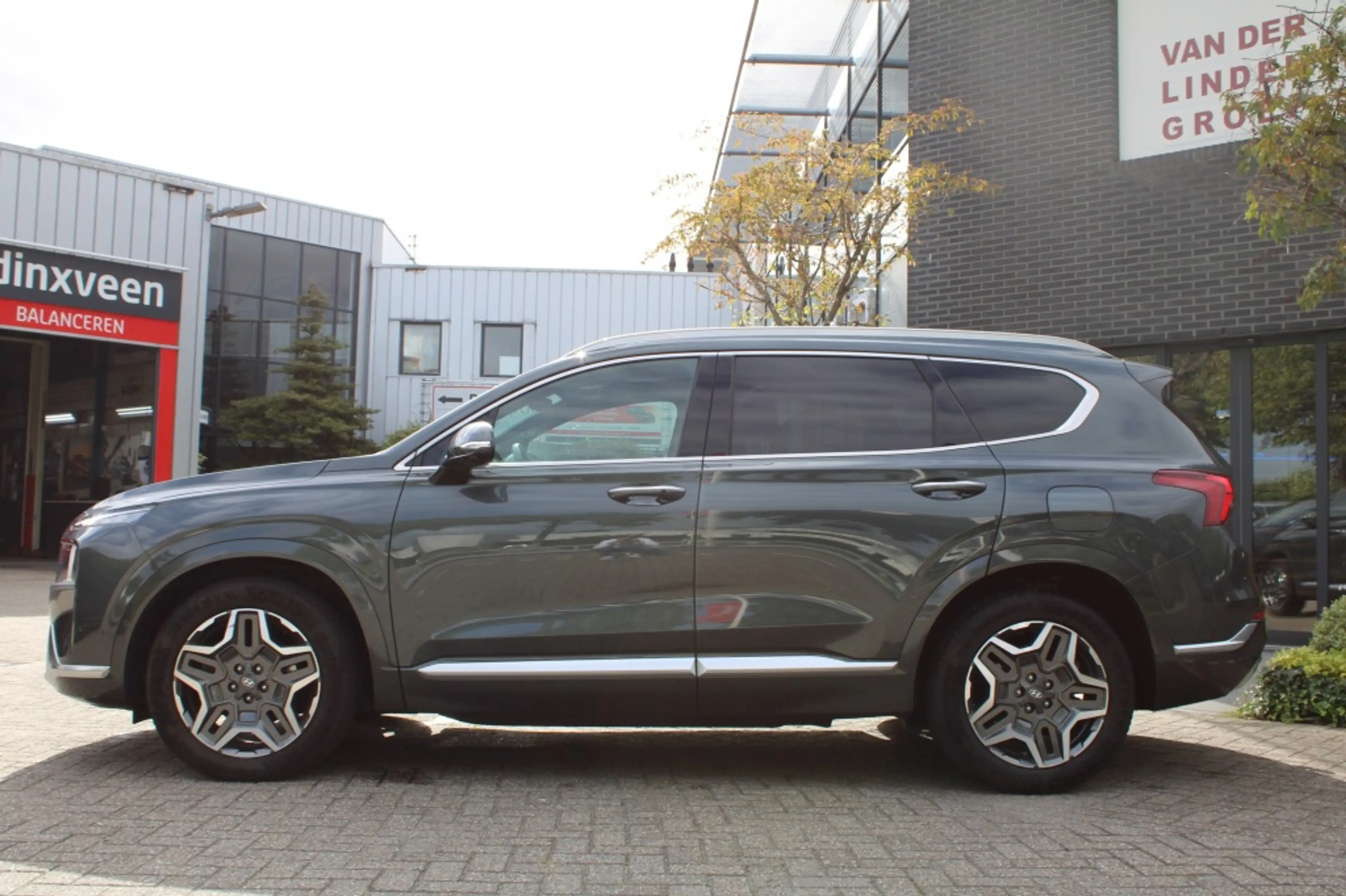 Hyundai SANTA FE 1.6 T-GDI HEVPrPSk7p — photo 2