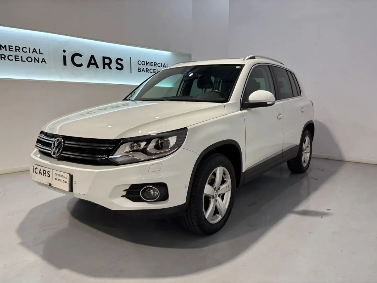 Volkswagen Tiguan 2.0TDI BMT Country 4M DSG 177 Blanco - 2