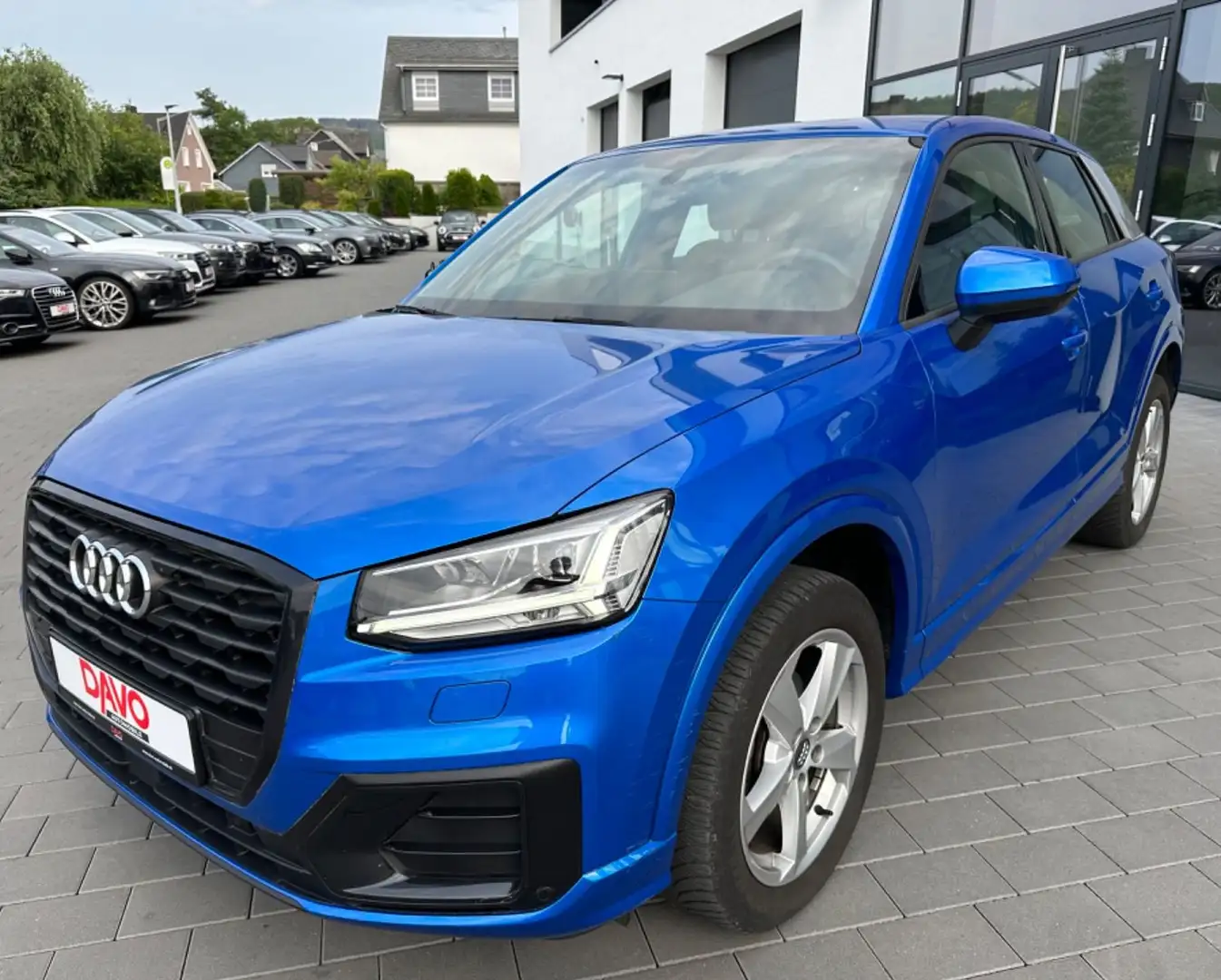 Audi Q2 35 TFSI sport S-tronic/LED/DAB Bleu - 1
