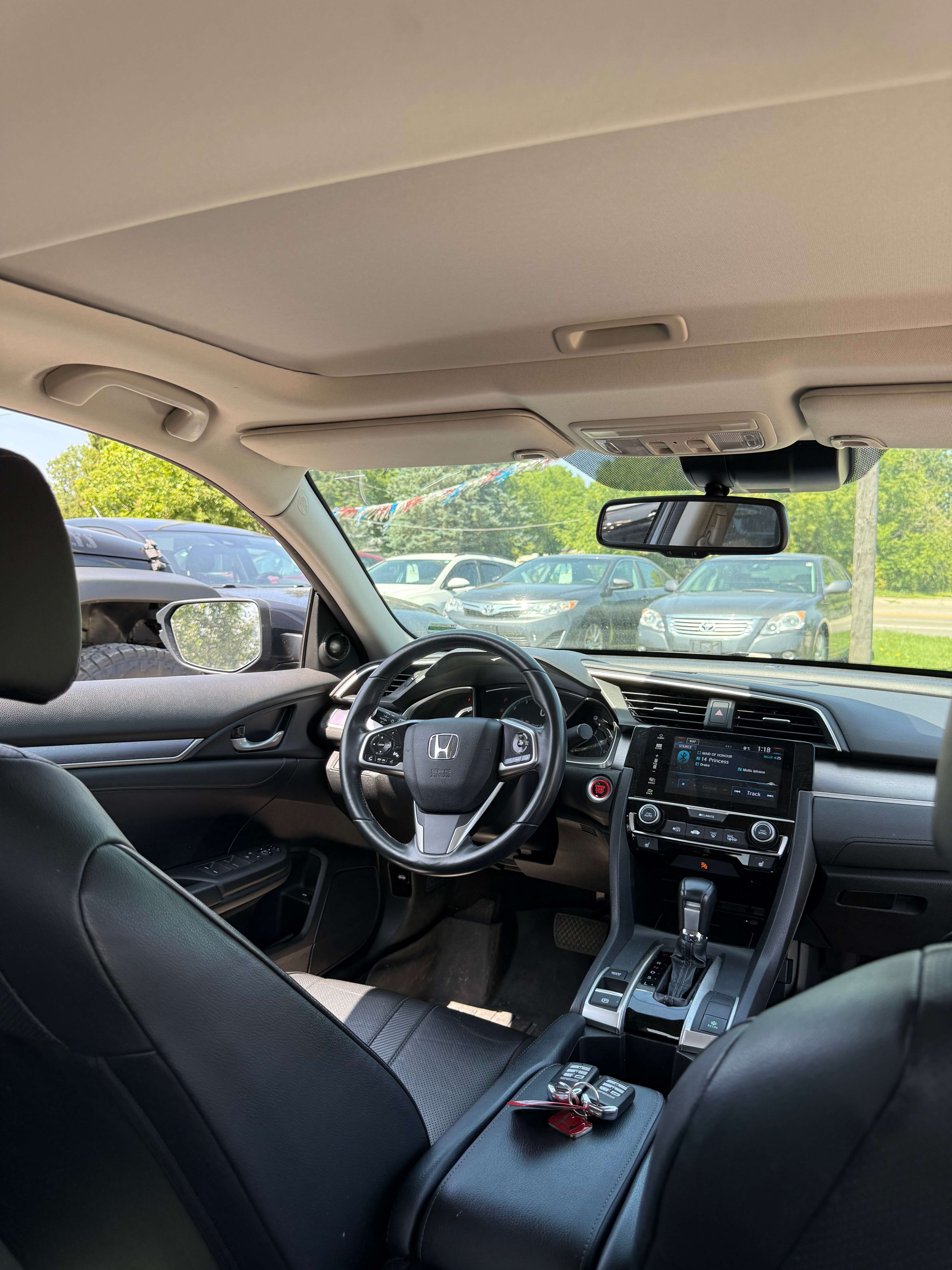 2018 Honda Civic Touring — снимка 1