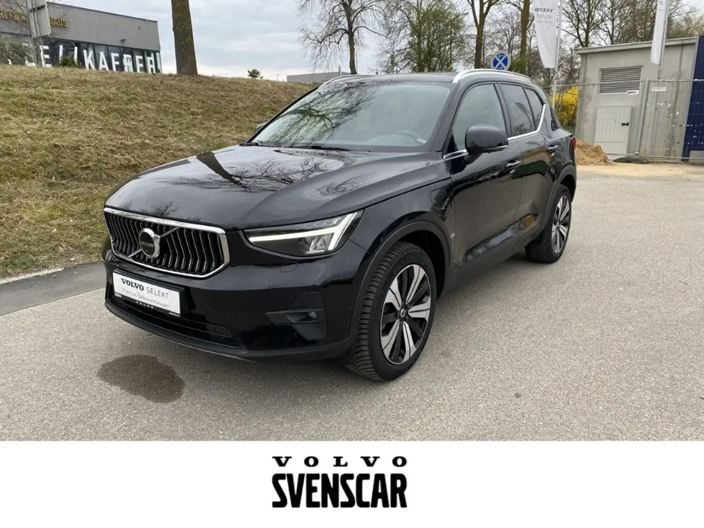 Volvo XC40 Ultimate Bright Recharge Plug-In Hybrid T5 Twin En Schwarz - 1