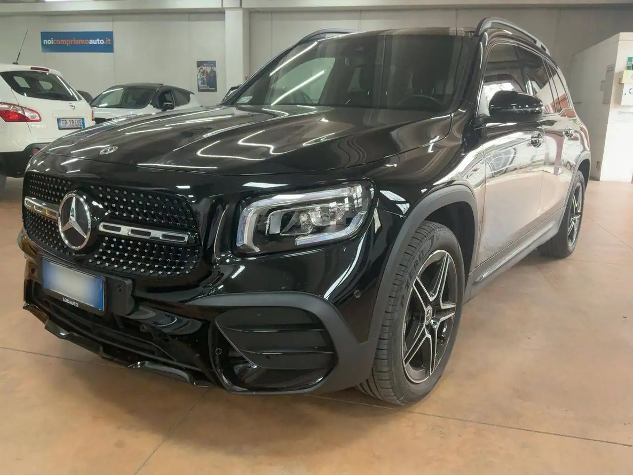 Mercedes-Benz GLB 200