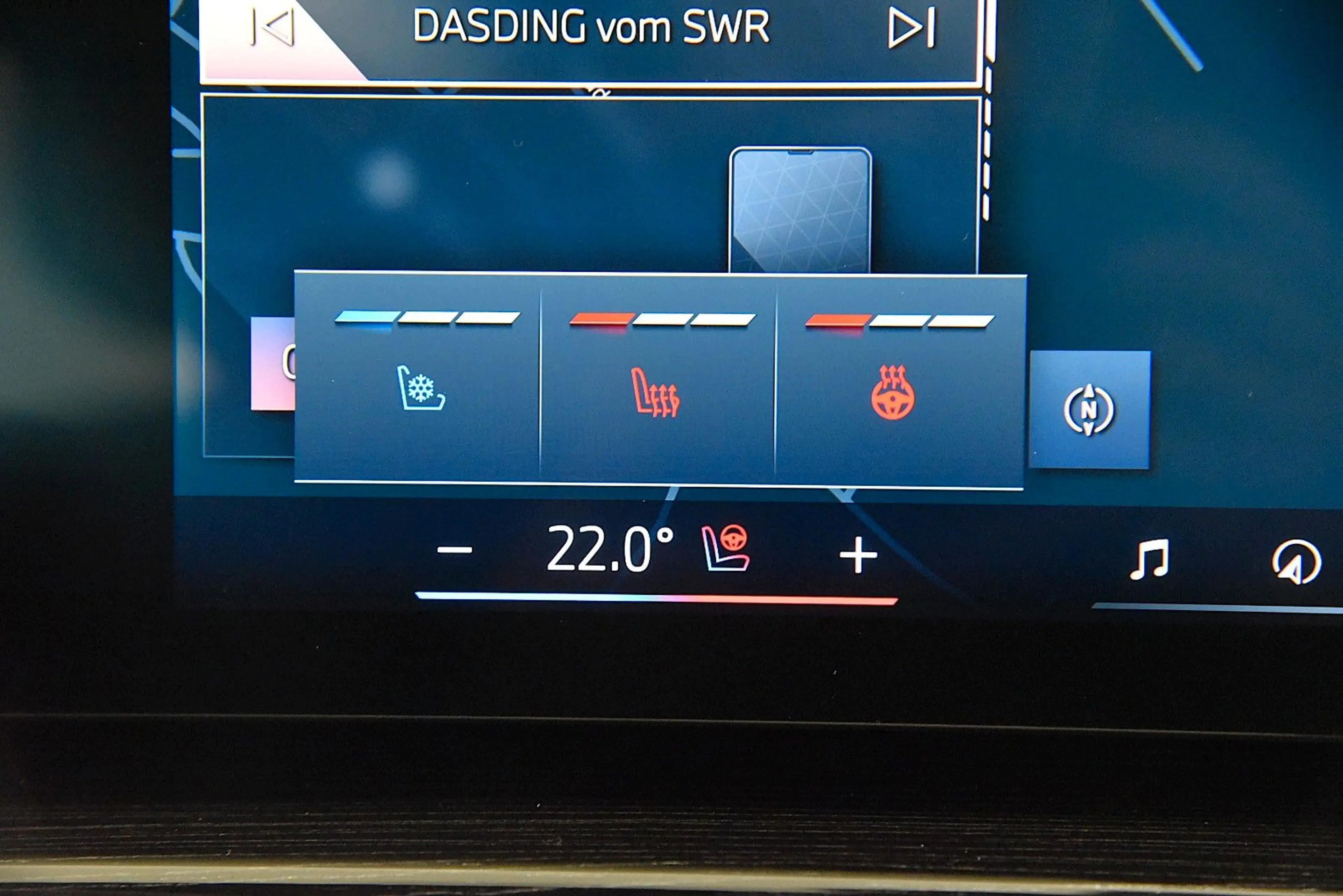 BMW 740 d xDrive M Sport Pro StandHzg LED ACC AHK DAB — photo 15