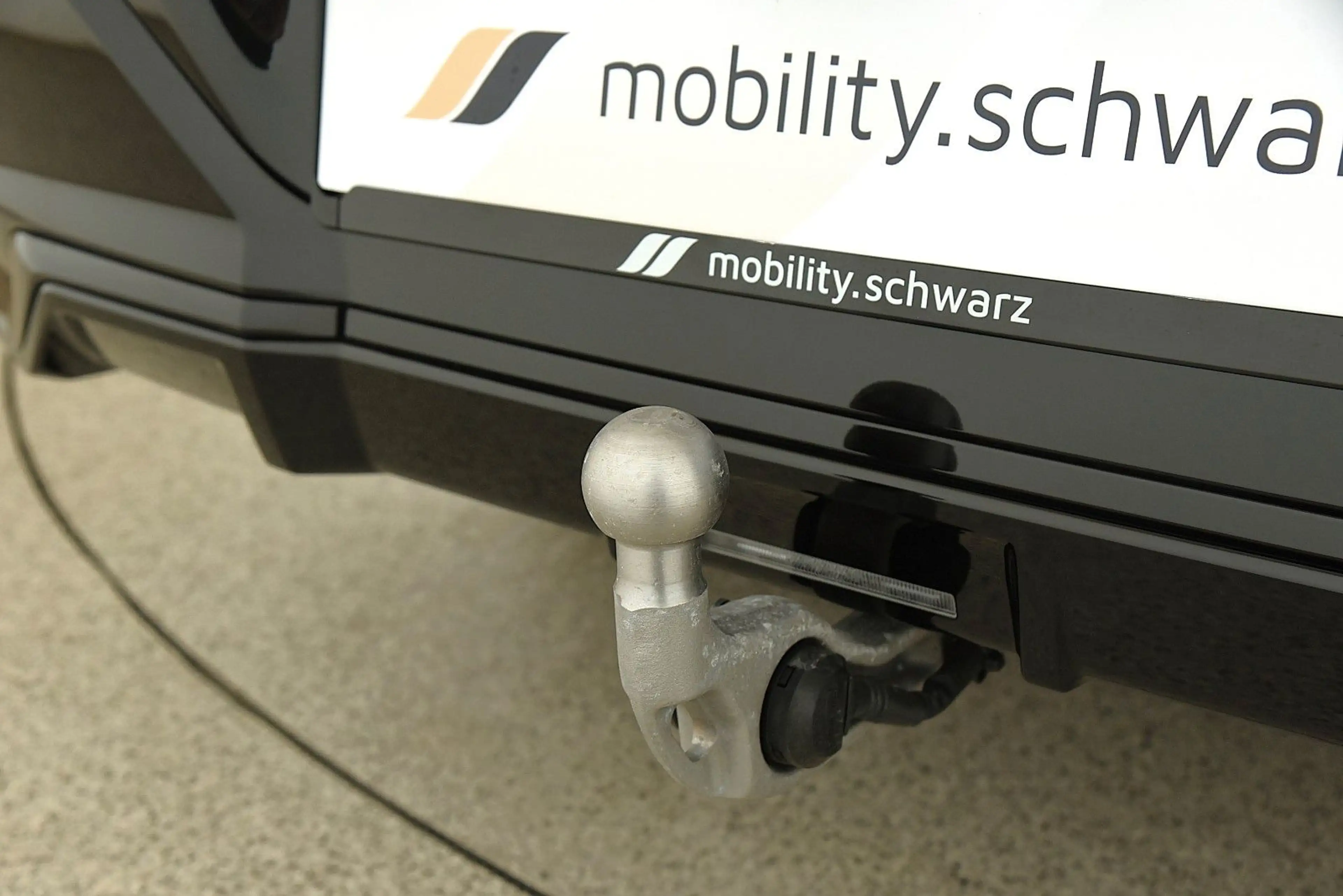 BMW 740 d xDrive M Sport Pro StandHzg LED ACC AHK DAB — photo 8
