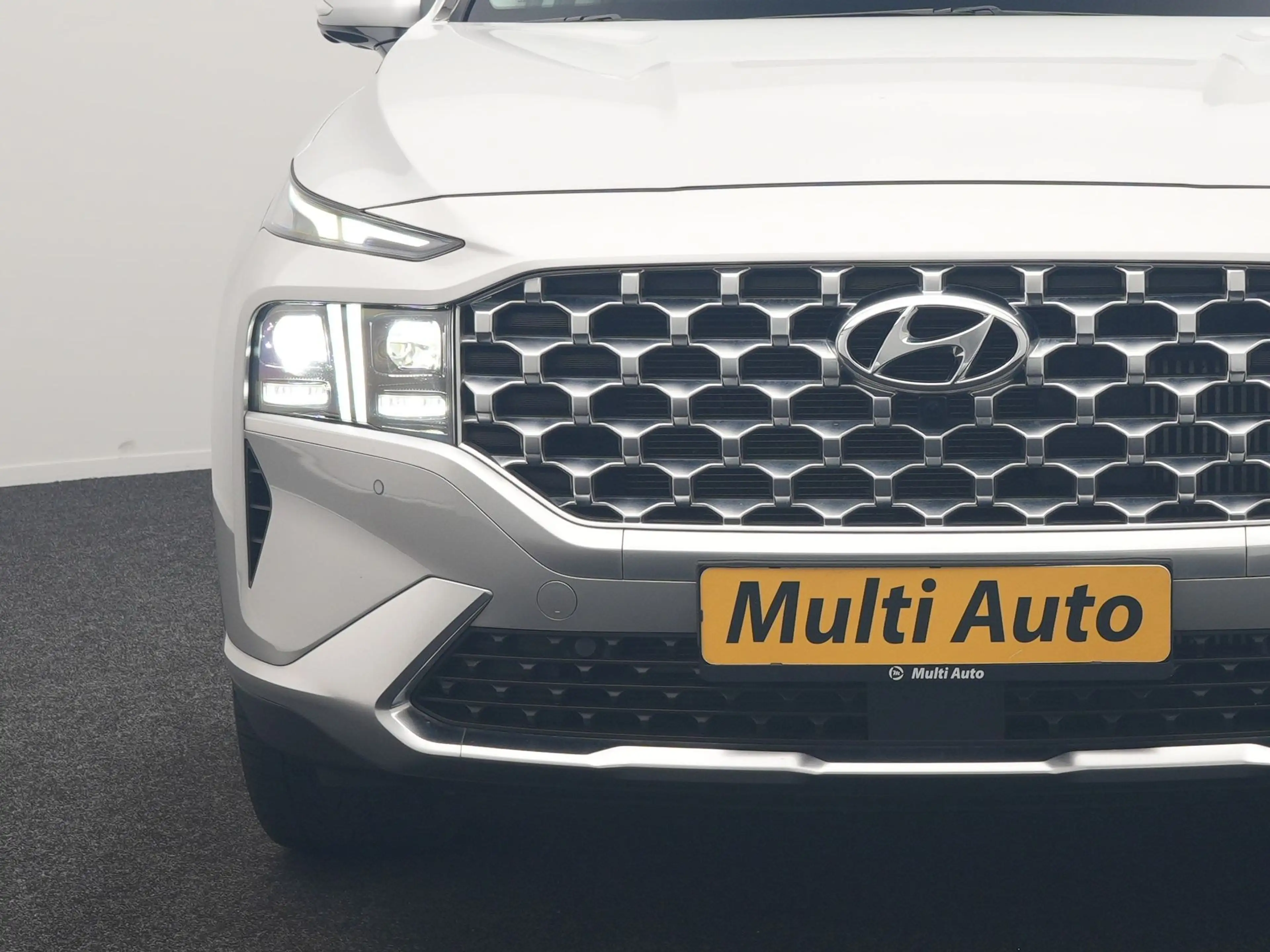 Hyundai SANTA FE 1.6 T-GDI PHEV Premium Sky 266pk Dealer O.H. | Pan — photo 15