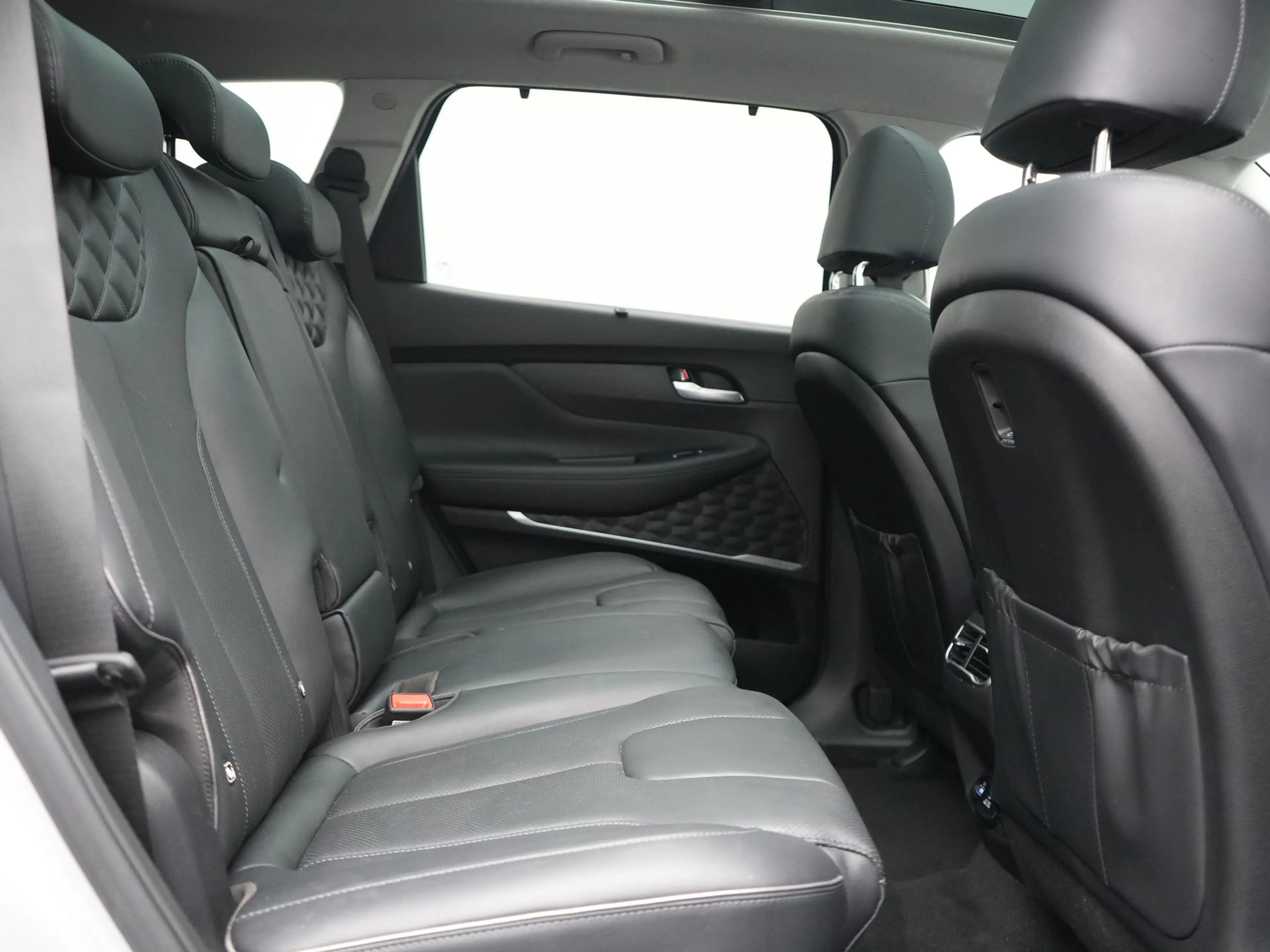 Hyundai SANTA FE 1.6 T-GDI PHEV Premium Sky 266pk Dealer O.H. | Pan — photo 6