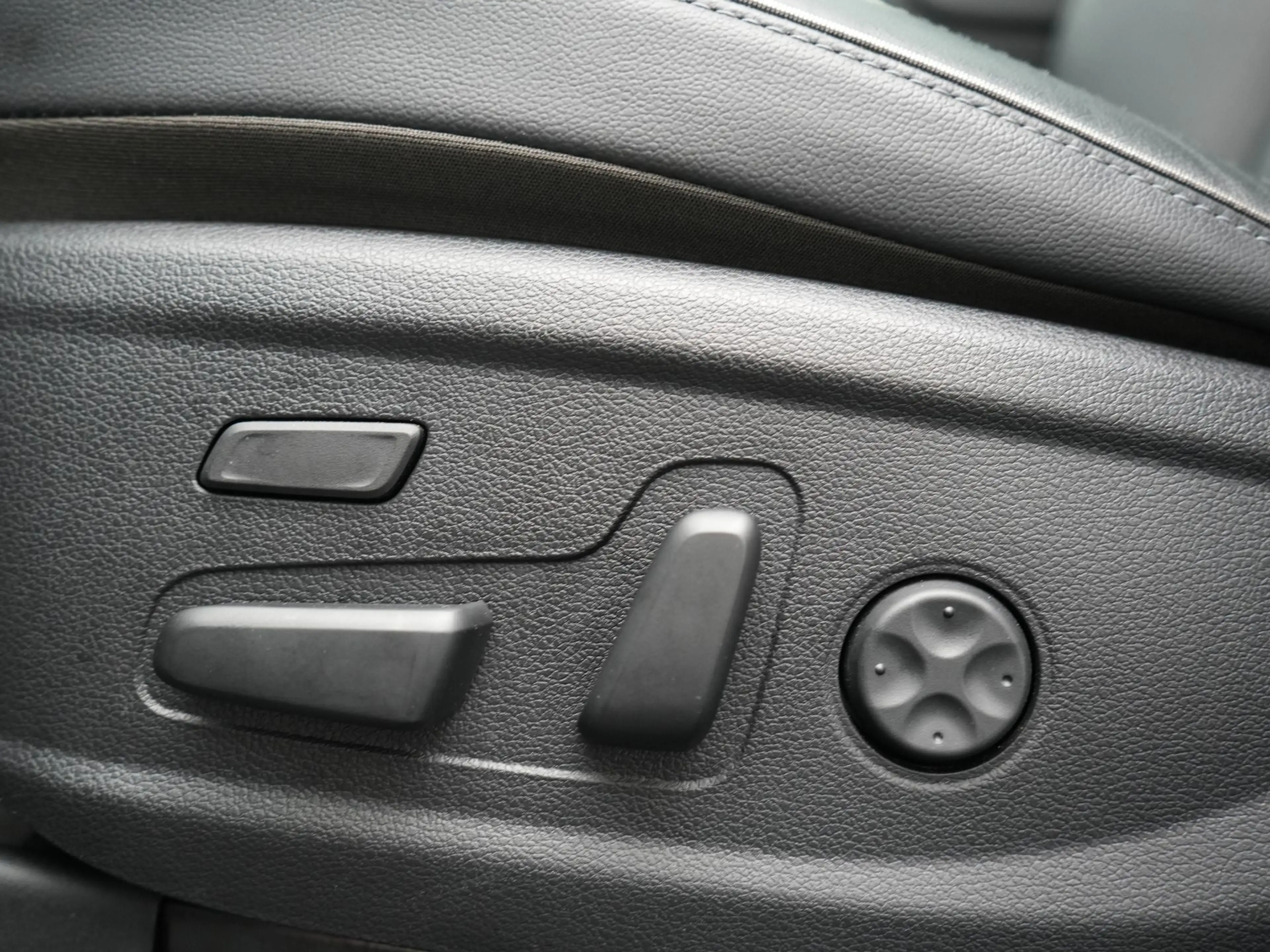 Hyundai SANTA FE 1.6 T-GDI PHEV Premium Sky 266pk Dealer O.H. | Pan — photo 10