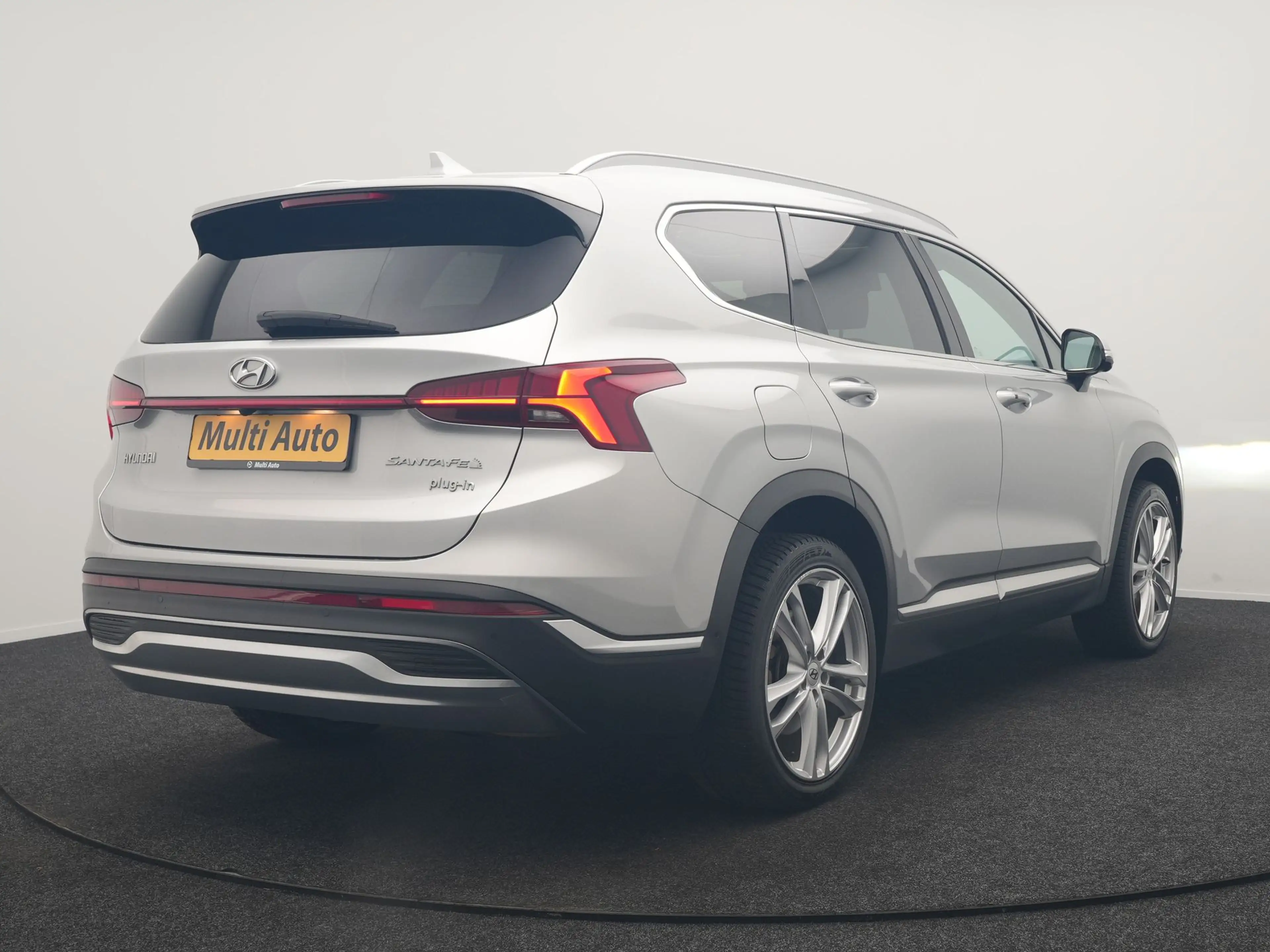 Hyundai SANTA FE 1.6 T-GDI PHEV Premium Sky 266pk Dealer O.H. | Pan — photo 3