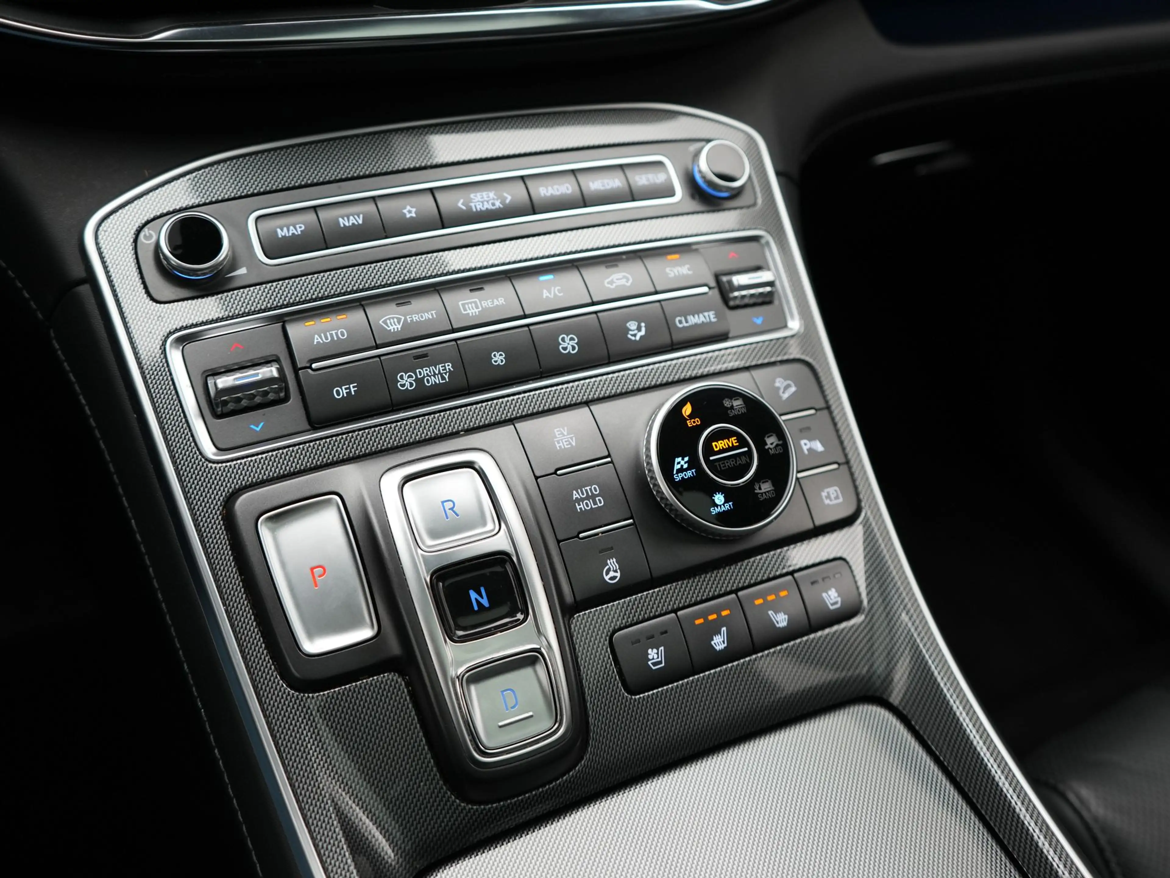 Hyundai SANTA FE 1.6 T-GDI PHEV Premium Sky 266pk Dealer O.H. | Pan — photo 12