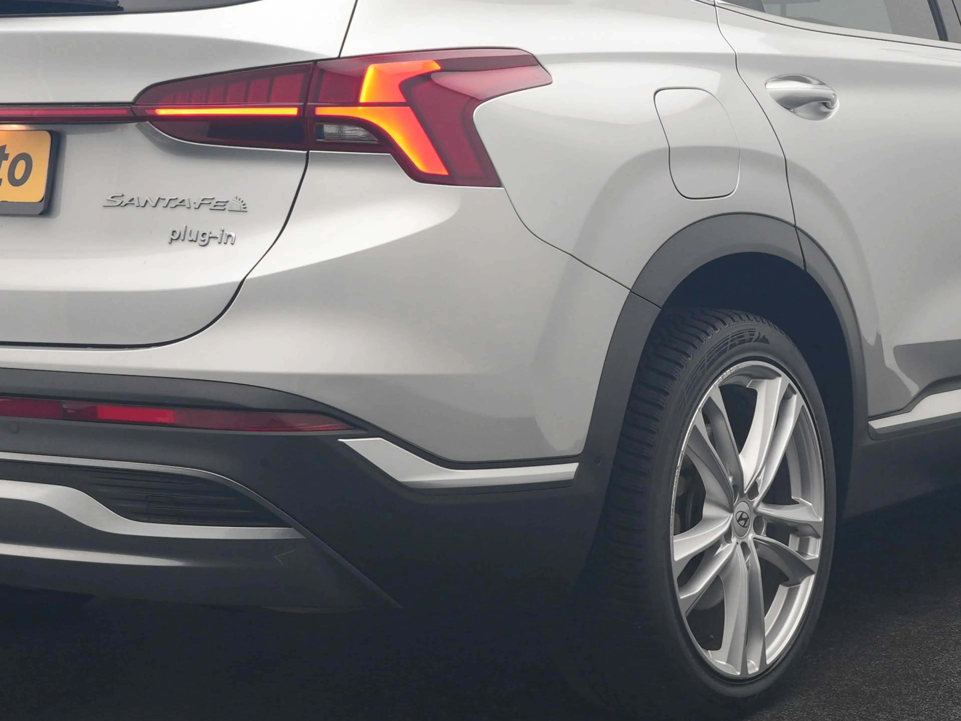 Hyundai SANTA FE 1.6 T-GDI PHEV Premium Sky 266pk Dealer O.H. | Pan — photo 8