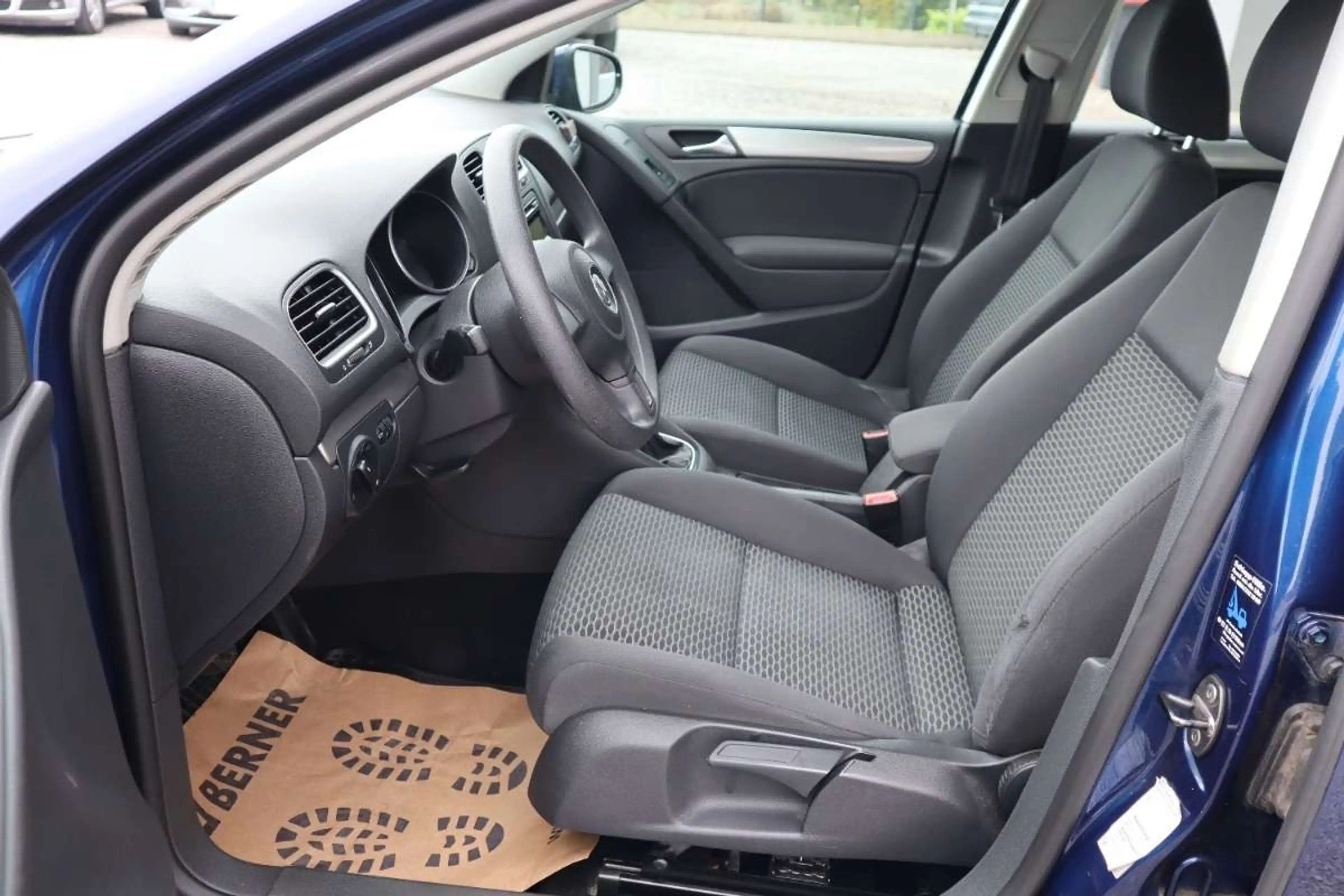 Volkswagen Golf R abbit 1,6 TDI DPF — photo 11