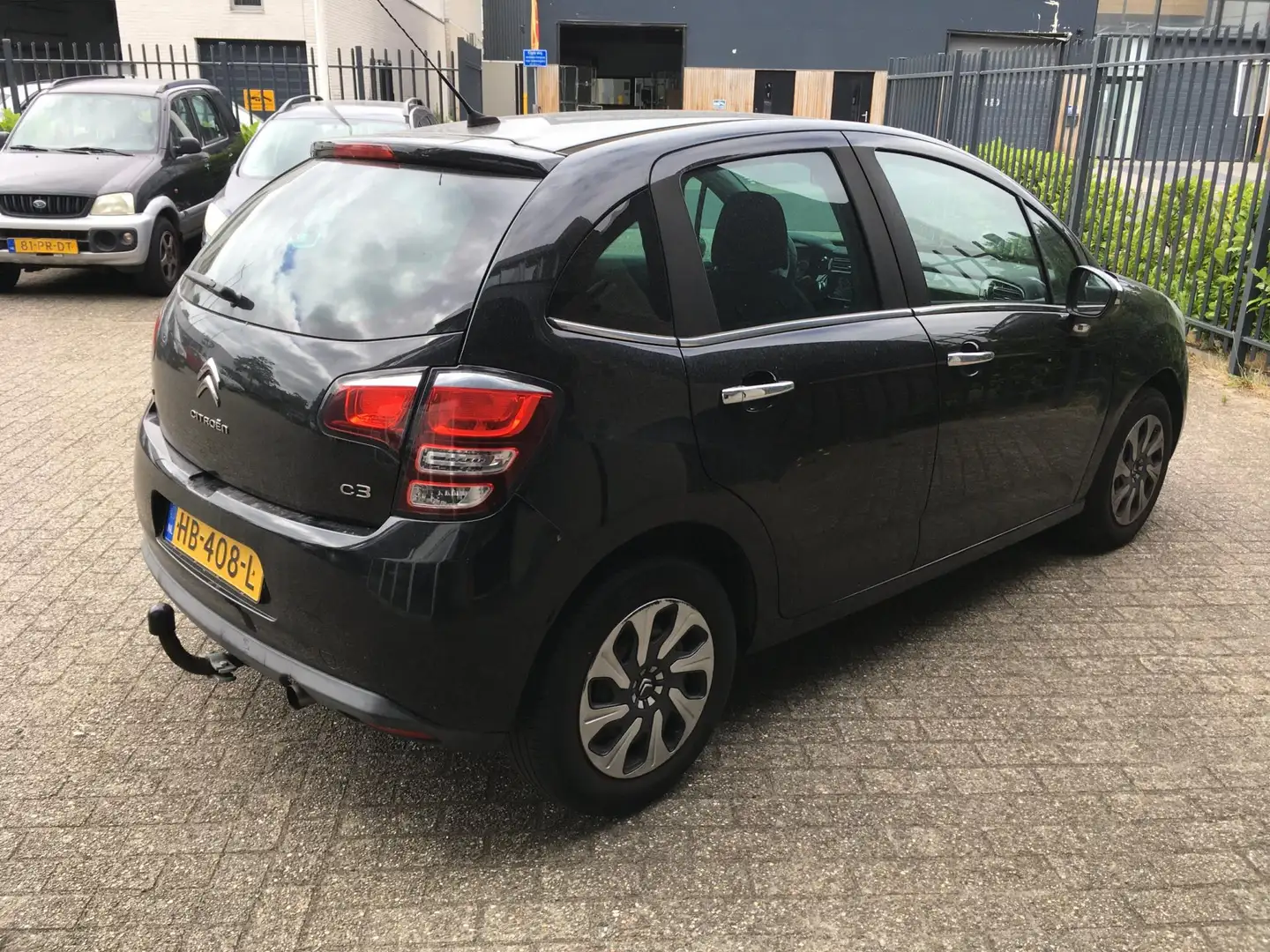 Citroen C3 1.6 BlueHDi Business / NAVI / CLIMA / LED / EURO-6 Negru - 2