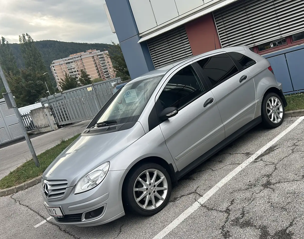 Mercedes-Benz B 150