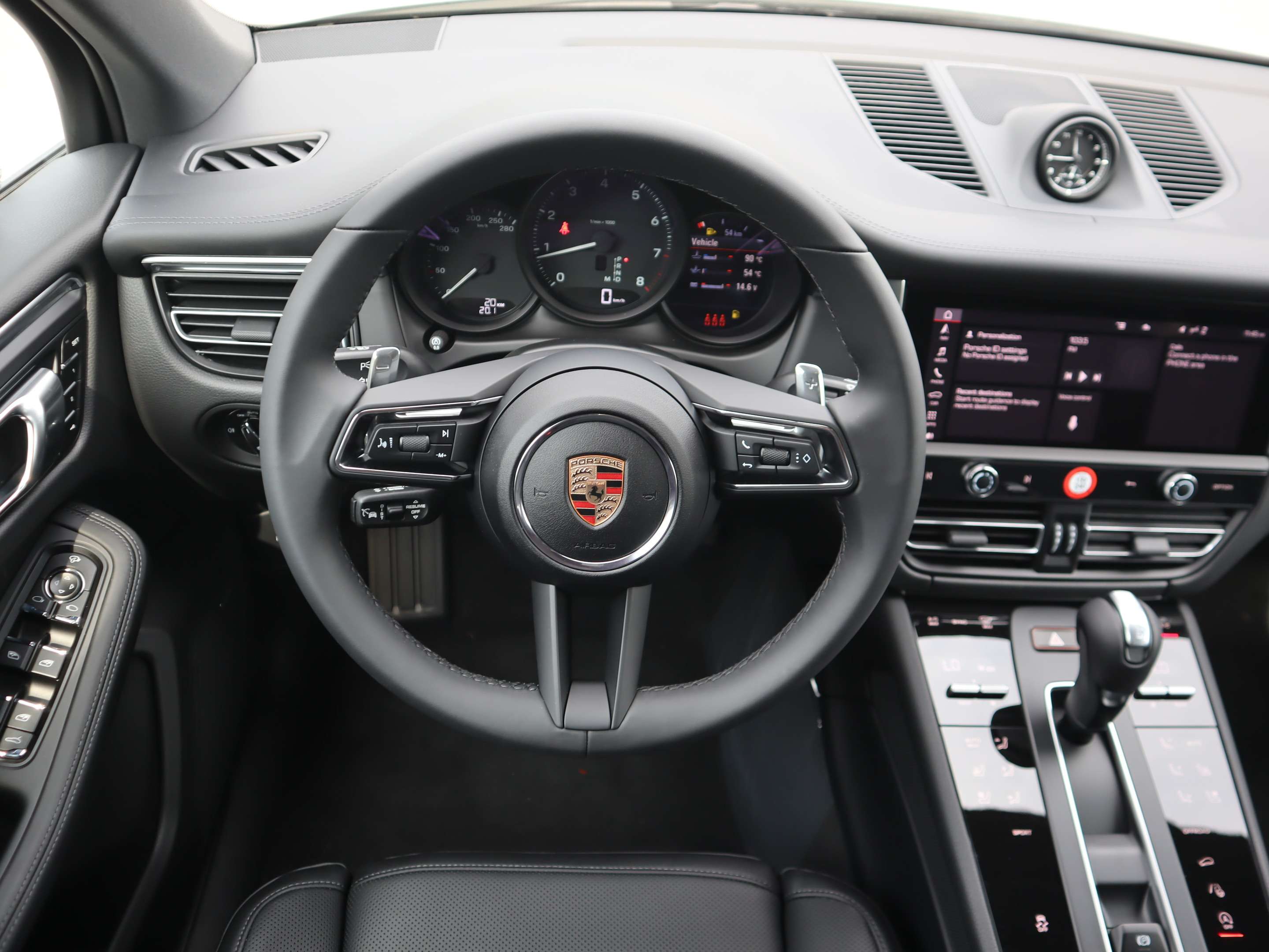 2025 Porsche Macan AWD thumb 14