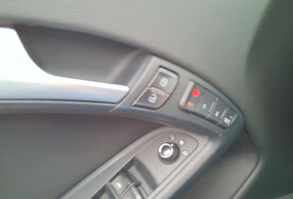 2012 Audi A5 2.0L Premium Plus cabriolet thumb 28