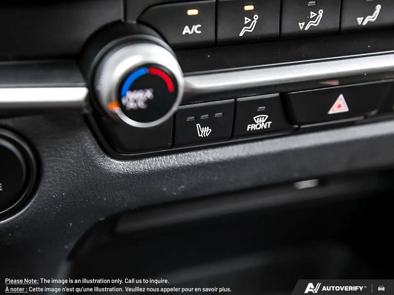 Mazda CX-30 photo Mazda CX-30