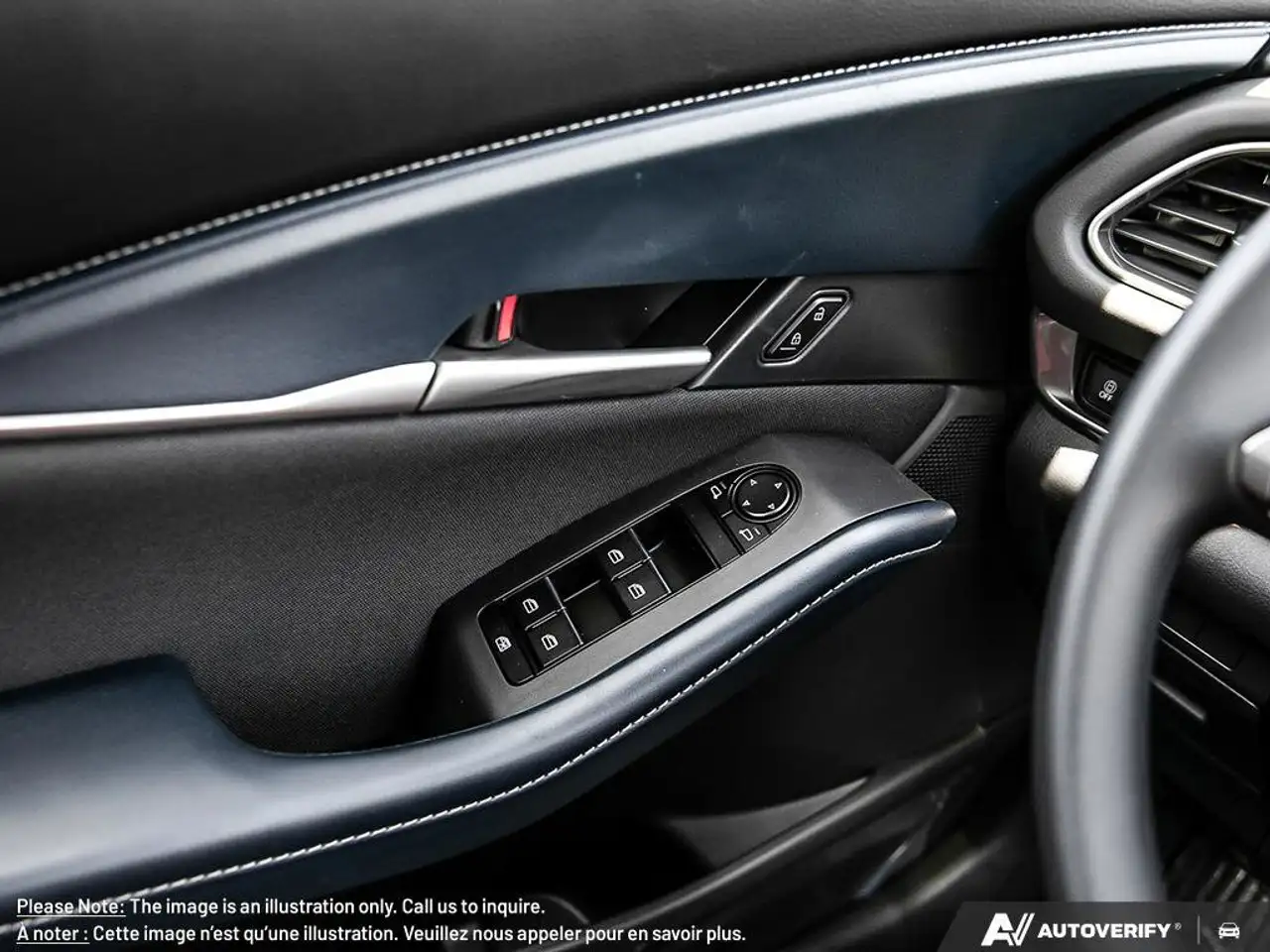 Mazda CX-30 photo Mazda CX-30