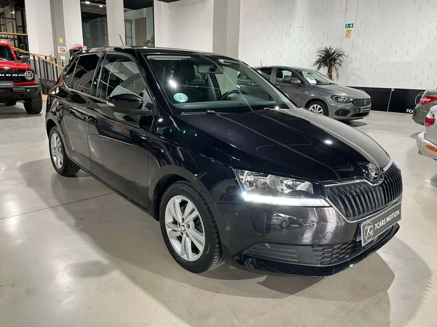 Skoda Fabia 1.0 TSI Black Edition DSG 70kW Zwart - 2