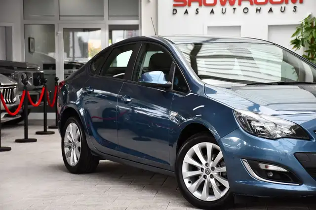 Opel Astra view 27