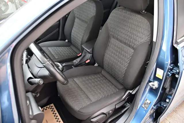 Opel Astra view 20