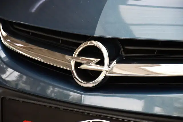 Opel Astra view 29