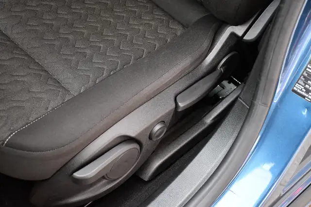 Opel Astra view 22