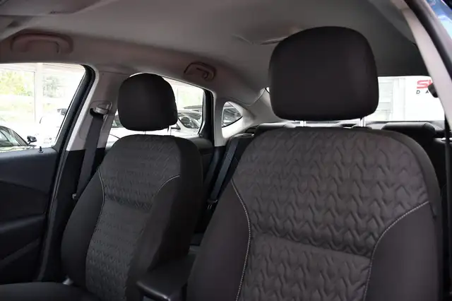 Opel Astra view 21