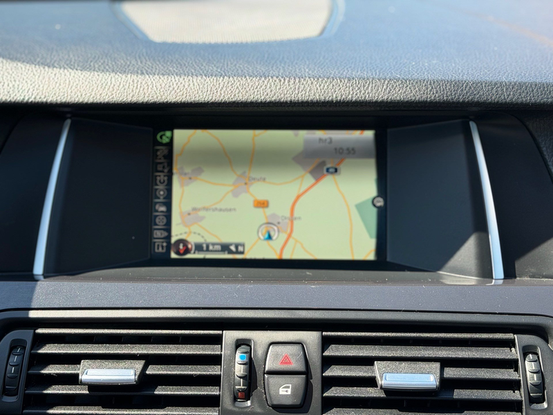 BMW 530 d AHK Navi LED Pano Alu PDC — photo 14