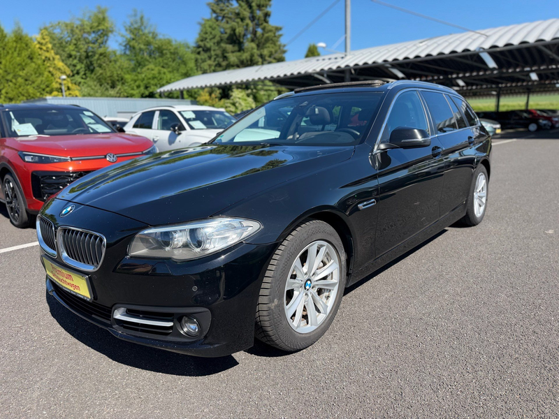BMW 530 d AHK Navi LED Pano Alu PDC