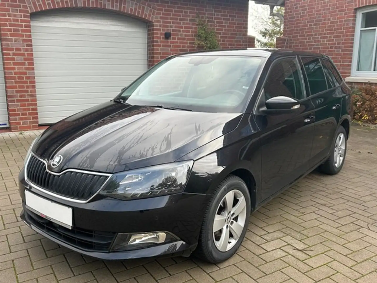 Skoda Fabia Kombi Style,PDC,Klima,Sitzhzh. Schwarz - 1