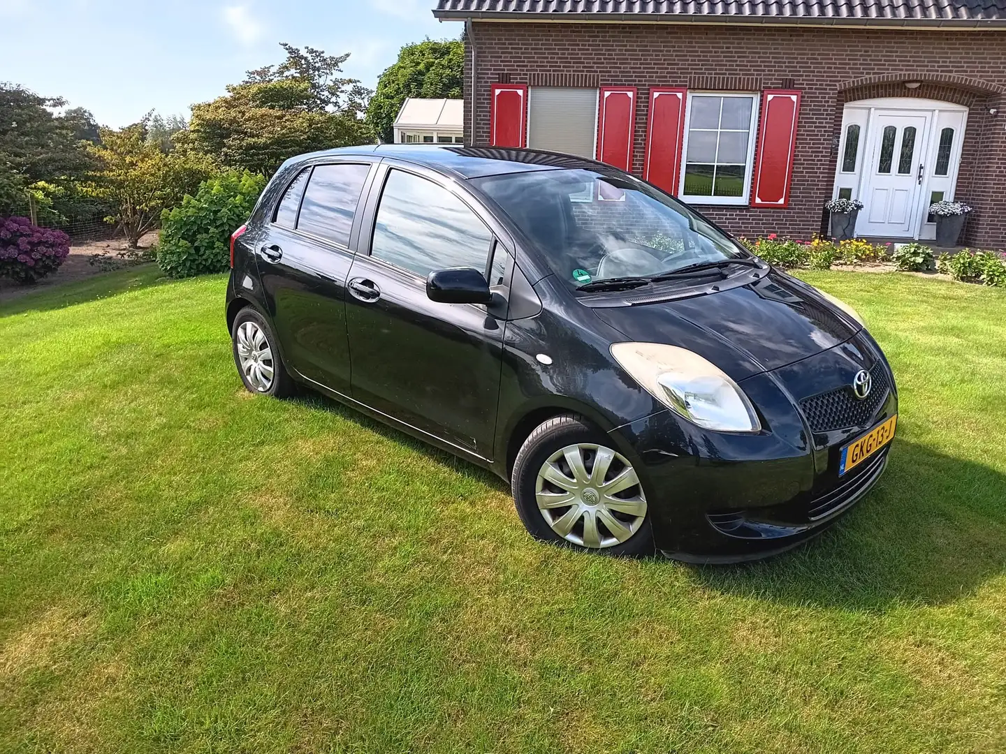 Toyota Yaris Yaris 1.0 VVTi + Zwart - 2